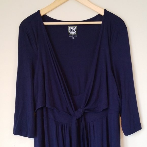 Dresses & Skirts - 💚3/$25! Pip & Vine blue dress with front tie XL